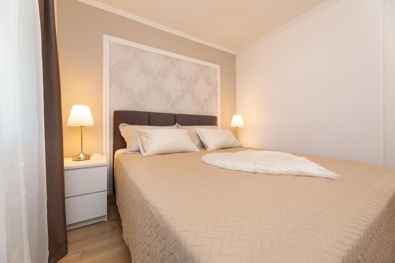 Apartment Miko Sveti Ivan Dobrinjski Eksteriør billede